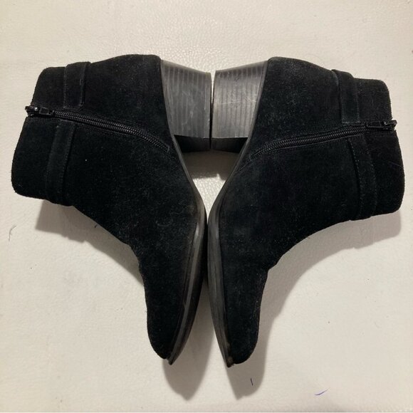 GIANI  BERNINI Sz 10 Suede Stacked Heel Zipper Closure Buckles Memory Foam Sz 10 - Picture 11 of 13